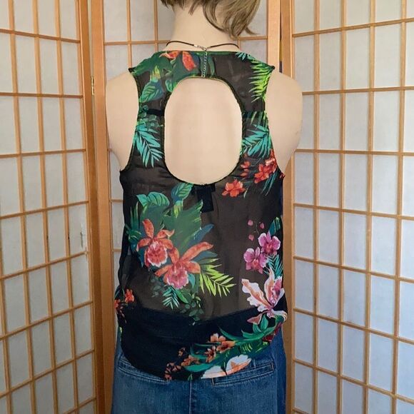 3/$20 Wet Seal Sheer Tank - Picture 3 of 6